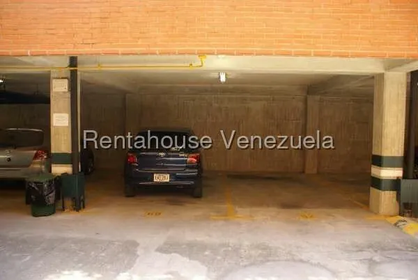 Apartamento (1 Nivel) en Venta en Los Chorros, Distrito Metropolitano - 8