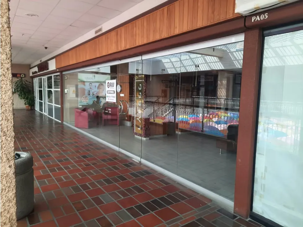 Local comercial dúplex en venta - 38