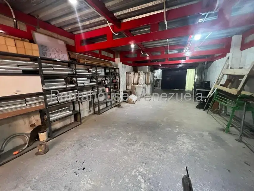 Galpon - Deposito en Venta en Parroquia Catedral, Distrito Metropolitano - 18