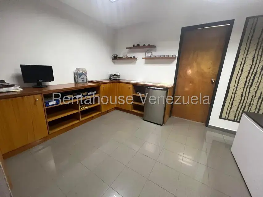 Galpon - Deposito en Venta en Parroquia Catedral, Distrito Metropolitano - 7