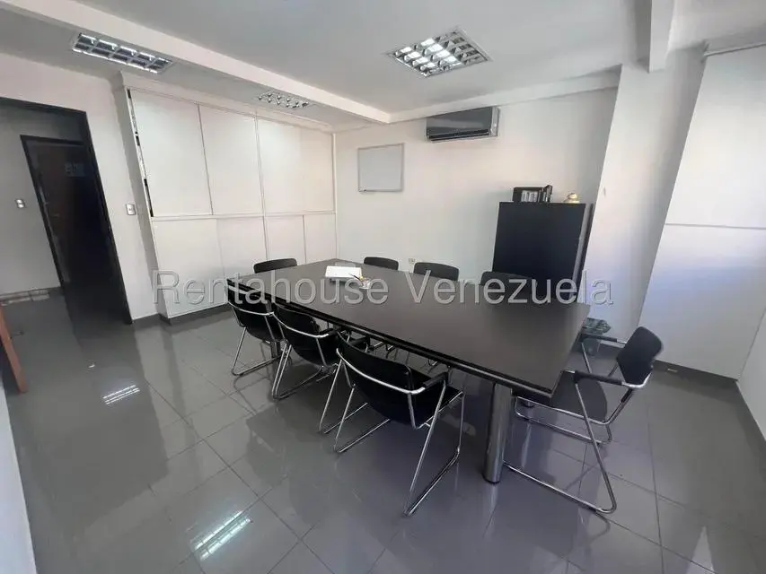 Galpon - Deposito en Venta en Parroquia Catedral, Distrito Metropolitano - 9