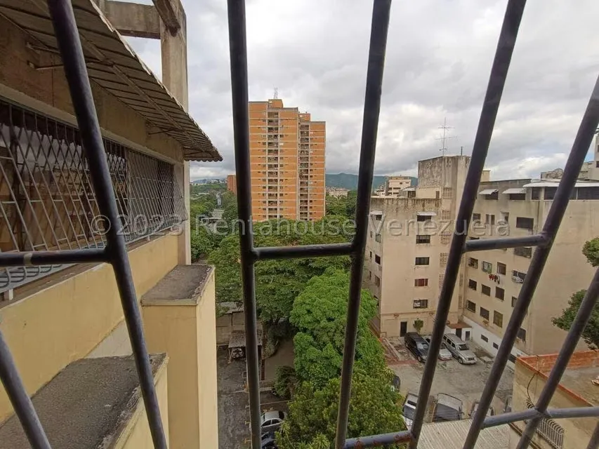 Apartamento (1 Nivel) en Venta en Valle Abajo, Distrito Metropolitano - 12