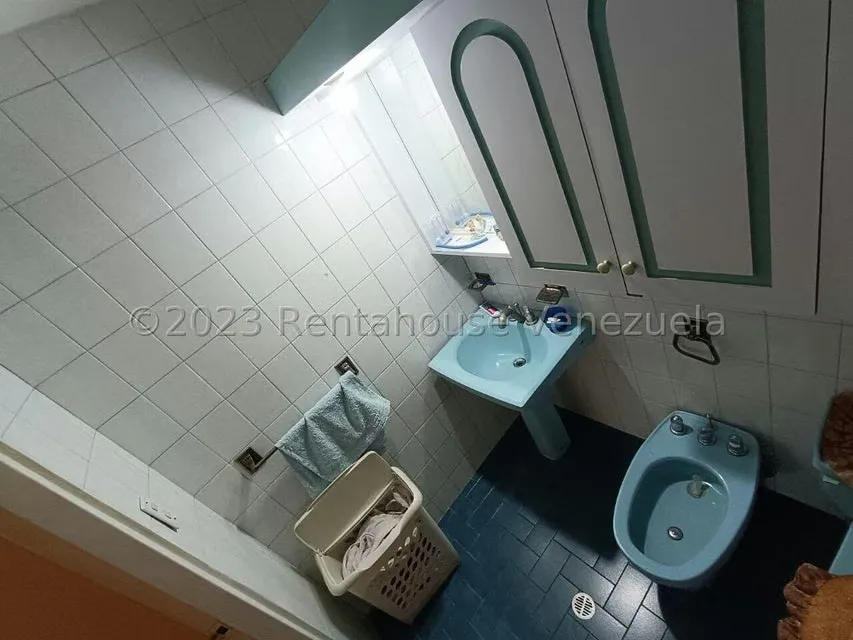 Apartamento (1 Nivel) en Venta en Valle Abajo, Distrito Metropolitano - 32