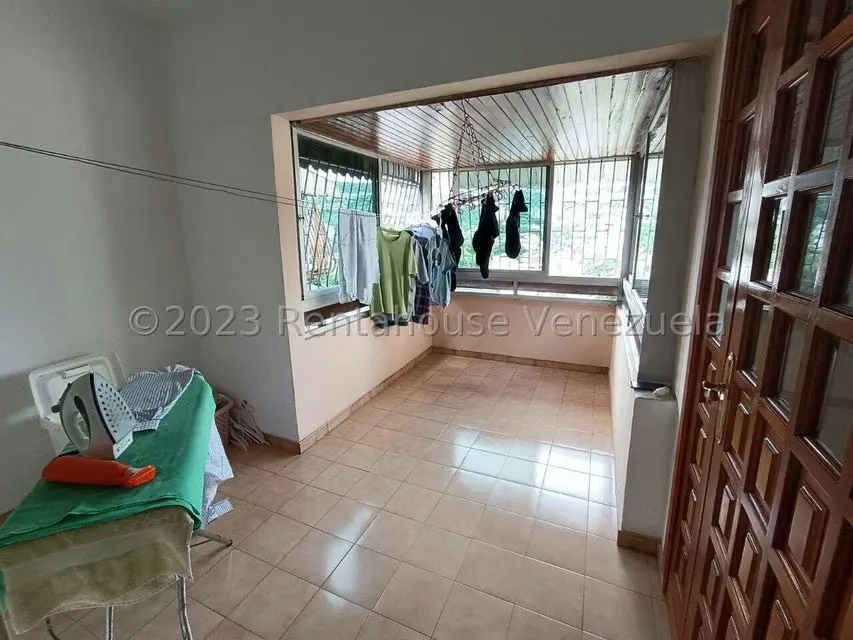 Apartamento (1 Nivel) en Venta en Valle Abajo, Distrito Metropolitano - 43