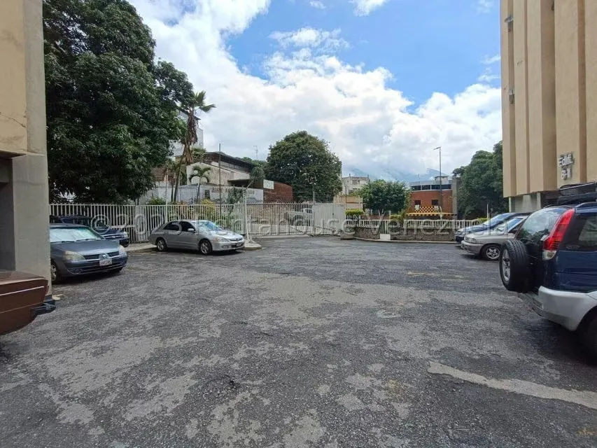 Apartamento (1 Nivel) en Venta en Valle Abajo, Distrito Metropolitano - 51