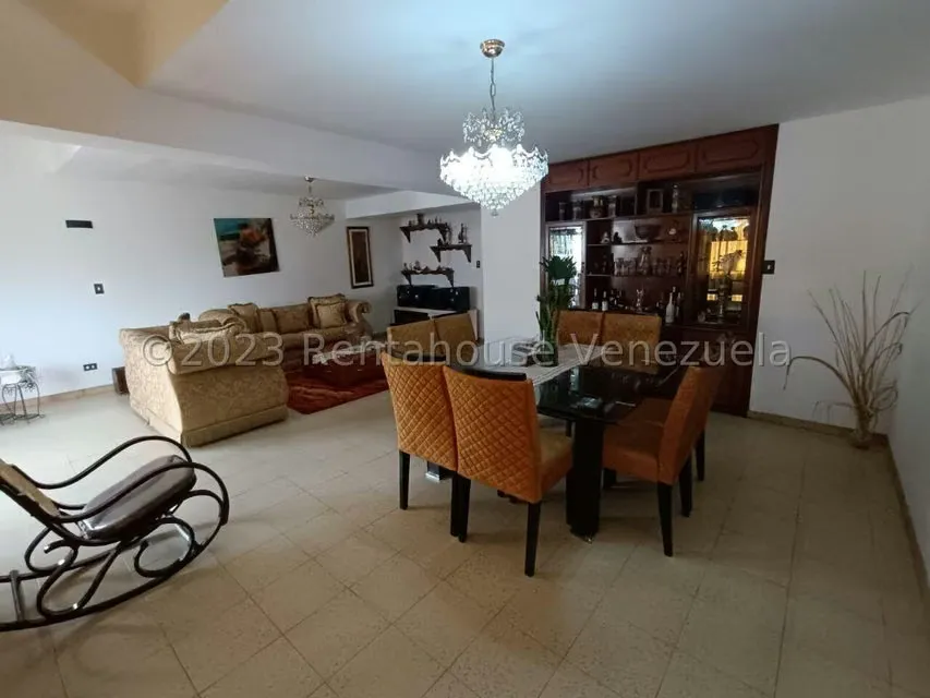 Apartamento (1 Nivel) en Venta en Valle Abajo, Distrito Metropolitano - 7