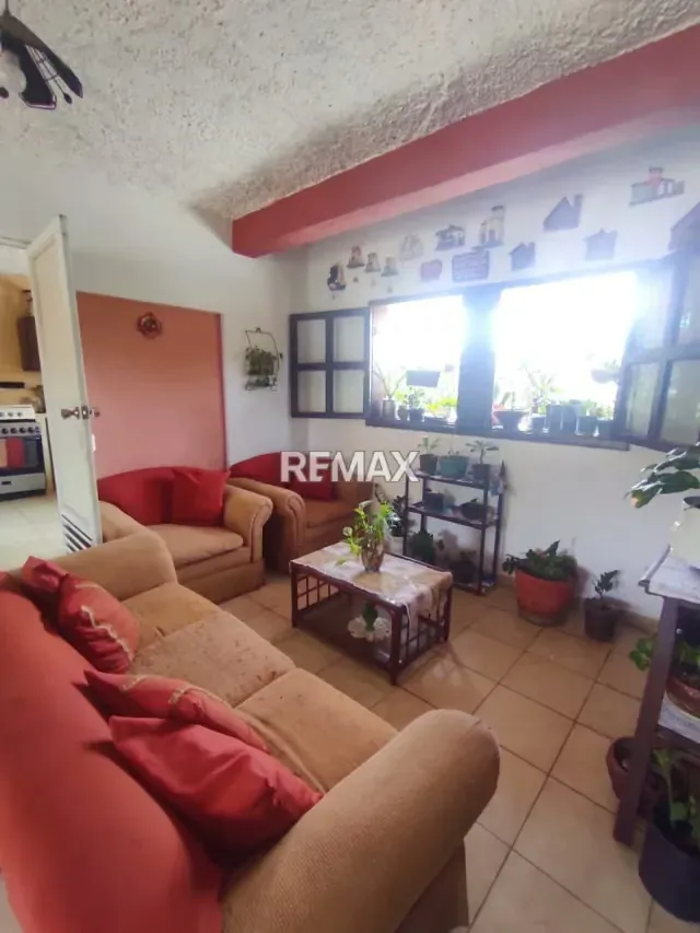 CASA EN VENTA ESTILO RESIDENCIA EN LOS ROBLES - 15