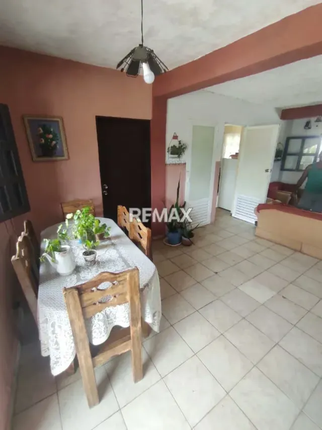 CASA EN VENTA ESTILO RESIDENCIA EN LOS ROBLES - 18