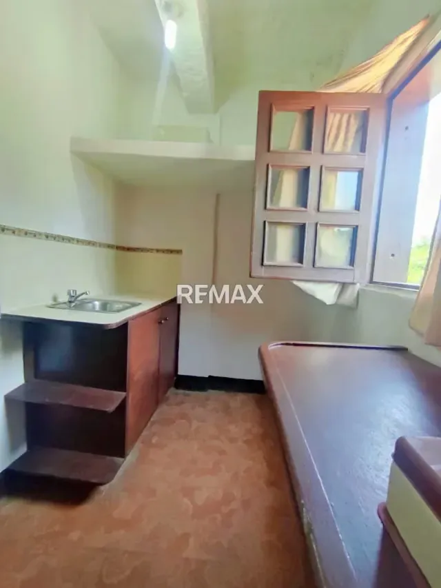 CASA EN VENTA ESTILO RESIDENCIA EN LOS ROBLES - 10