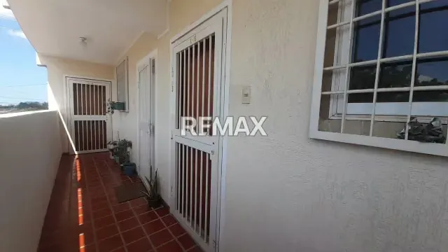 APARTAMENTO TIPO ESTUDIO EN VENTA EN EL SECTOR LOS ESTANQUES - 2