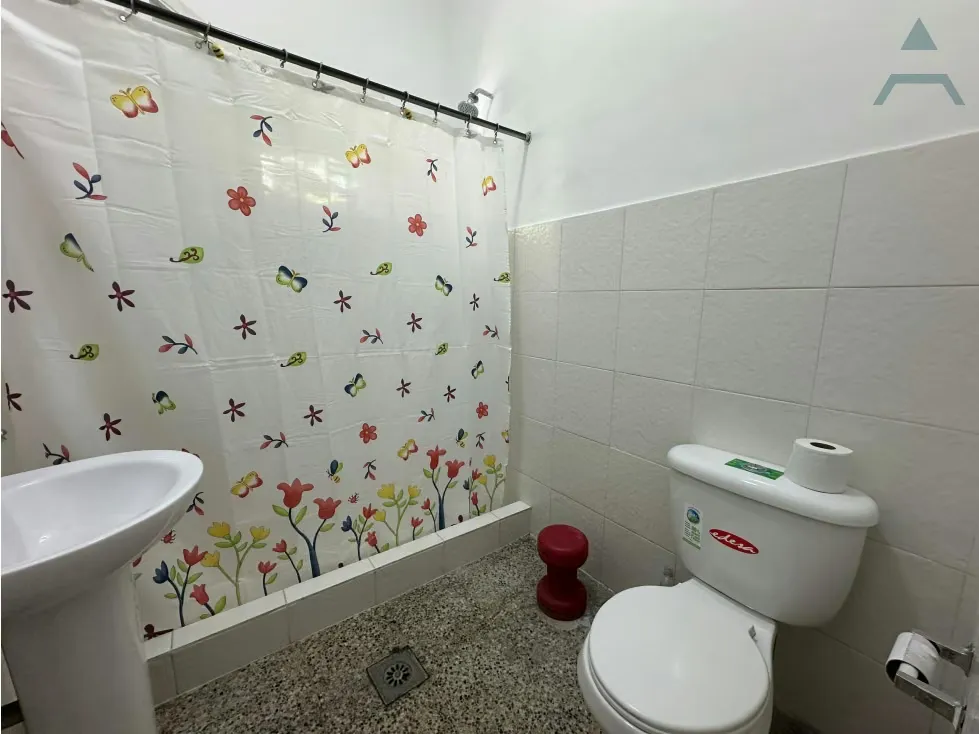 Se vende Casa Pareada 337m² 8h/4b/3e Los Palos Grandes - 15