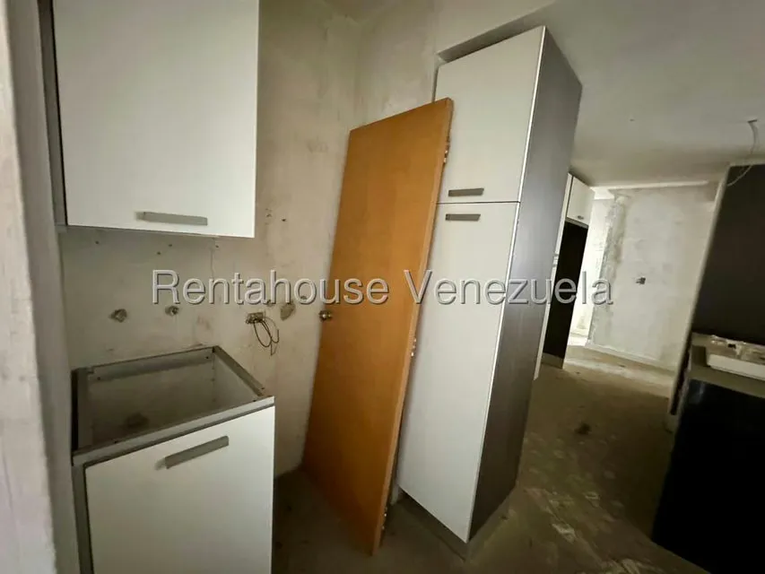 Apartamento (1 Nivel) en Alquiler en Del Este, Lara - 12