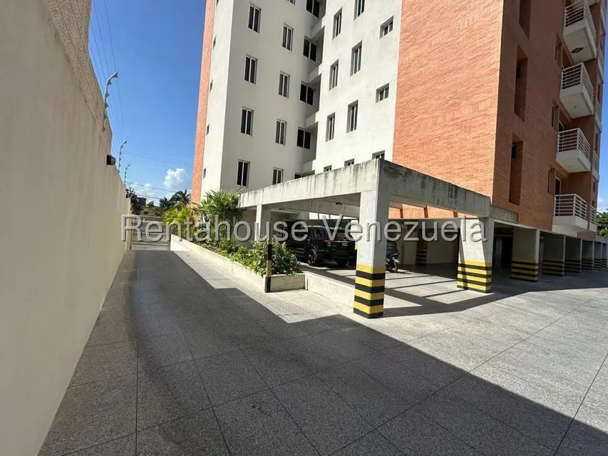 Apartamento (1 Nivel) en Alquiler en Del Este, Lara - 3