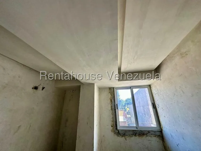 Apartamento (1 Nivel) en Alquiler en Del Este, Lara - 24