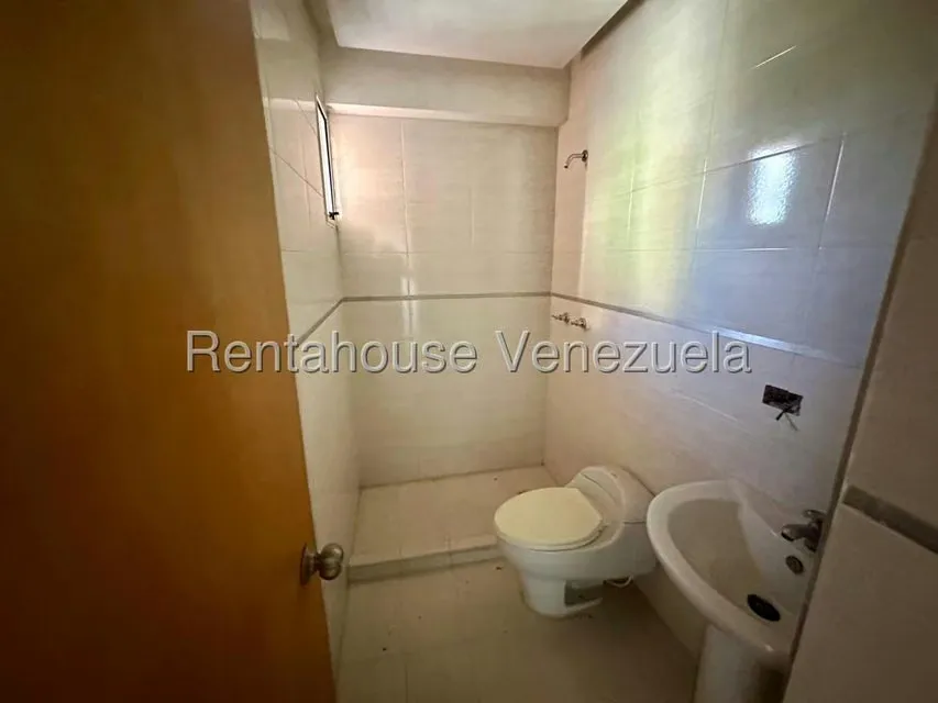 Apartamento (1 Nivel) en Alquiler en Del Este, Lara - 25