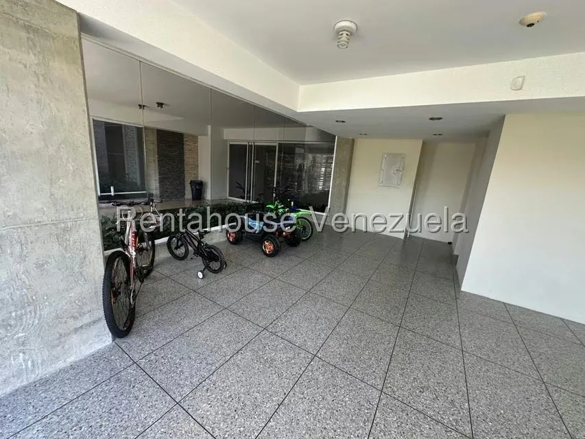 Apartamento (1 Nivel) en Alquiler en Del Este, Lara - 37