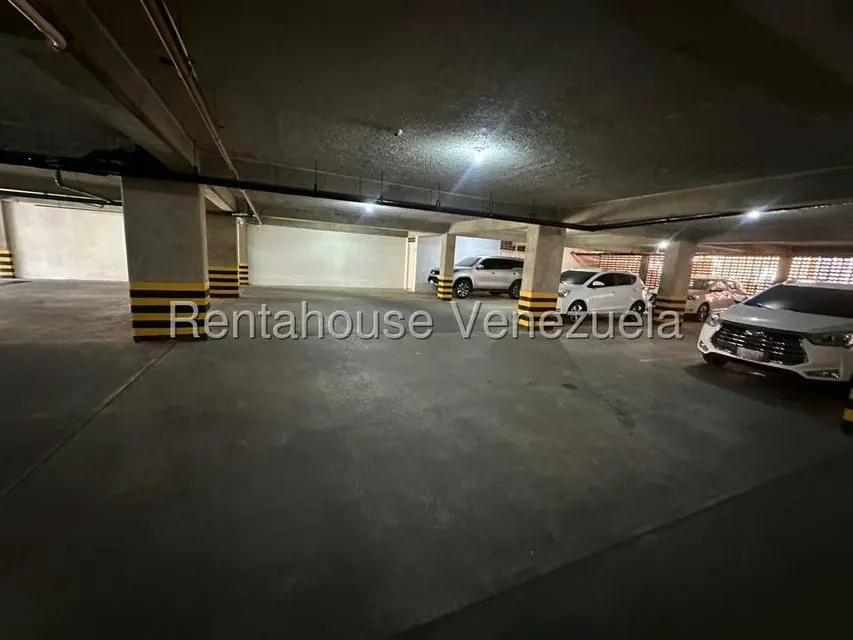 Apartamento (1 Nivel) en Alquiler en Del Este, Lara - 40