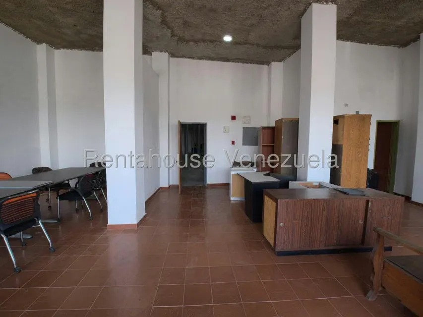 Comercial (Edificio) en Venta en Higuerote, Miranda - 16