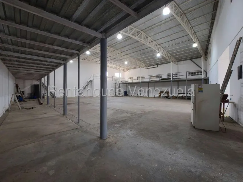 Comercial (Edificio) en Venta en Higuerote, Miranda - 25