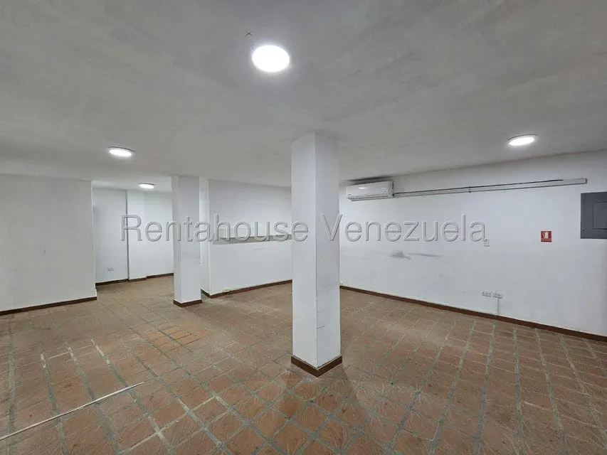 Comercial (Edificio) en Venta en Higuerote, Miranda - 36