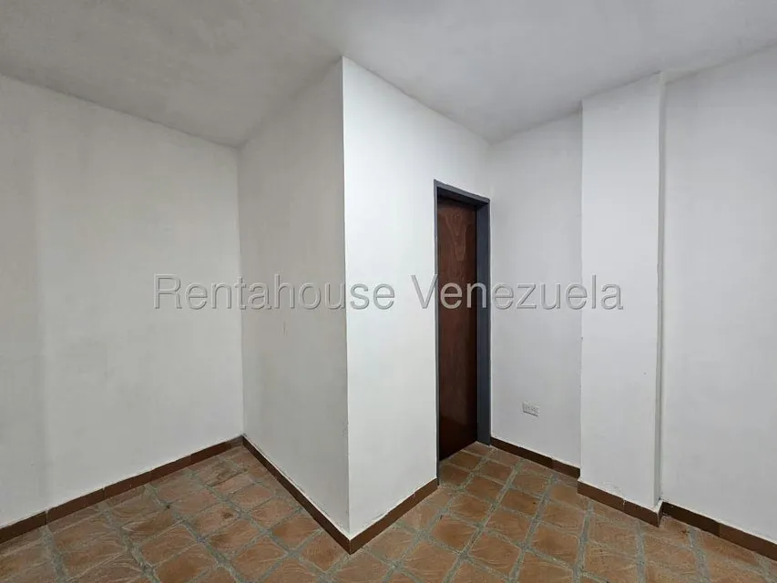 Comercial (Edificio) en Venta en Higuerote, Miranda - 37