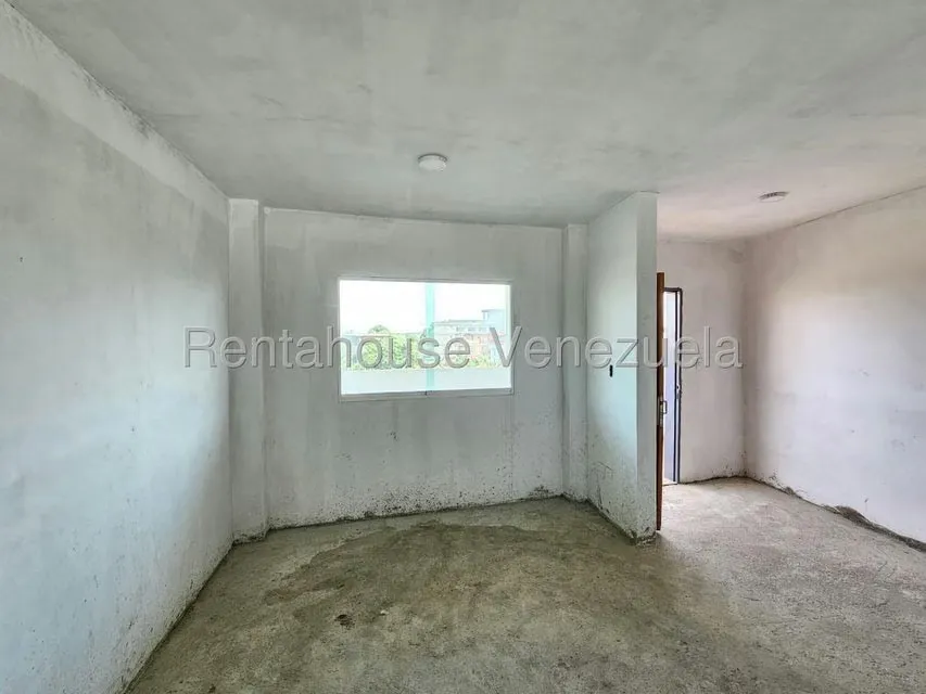 Comercial (Edificio) en Venta en Higuerote, Miranda - 43