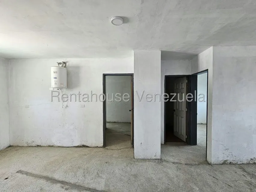Comercial (Edificio) en Venta en Higuerote, Miranda - 45