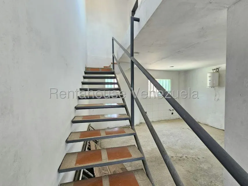 Comercial (Edificio) en Venta en Higuerote, Miranda - 48