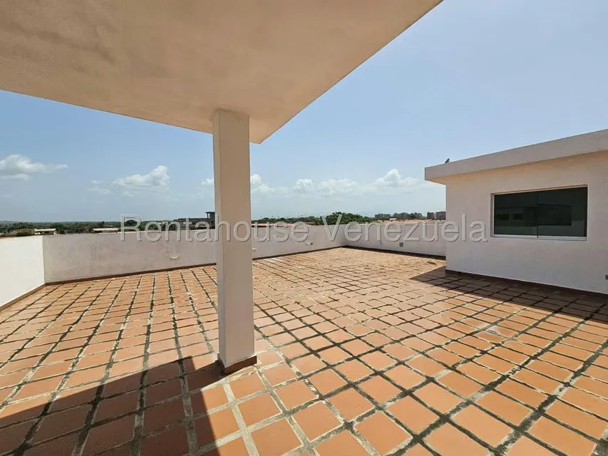 Comercial (Edificio) en Venta en Higuerote, Miranda - 50