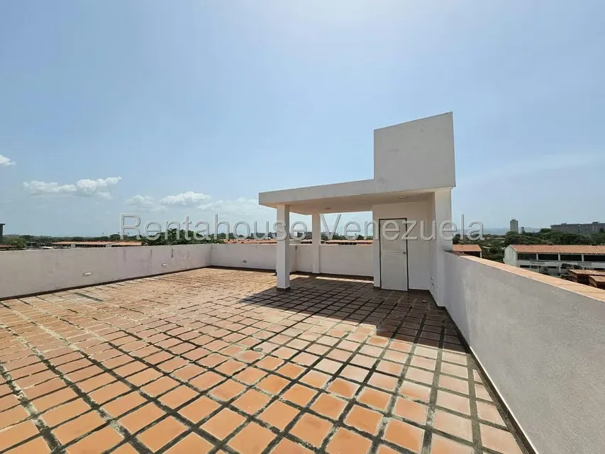 Comercial (Edificio) en Venta en Higuerote, Miranda - 60