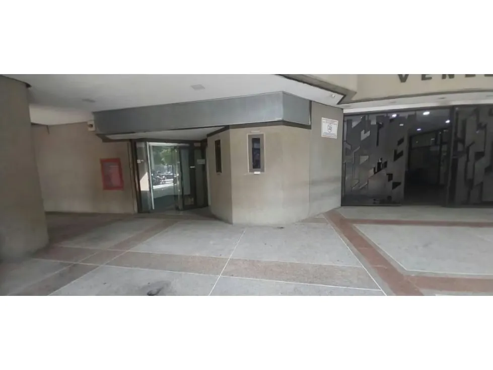 Alquilo local comercial a nivel calle 63+50m2 de terraza El Rosal 9509 - 3