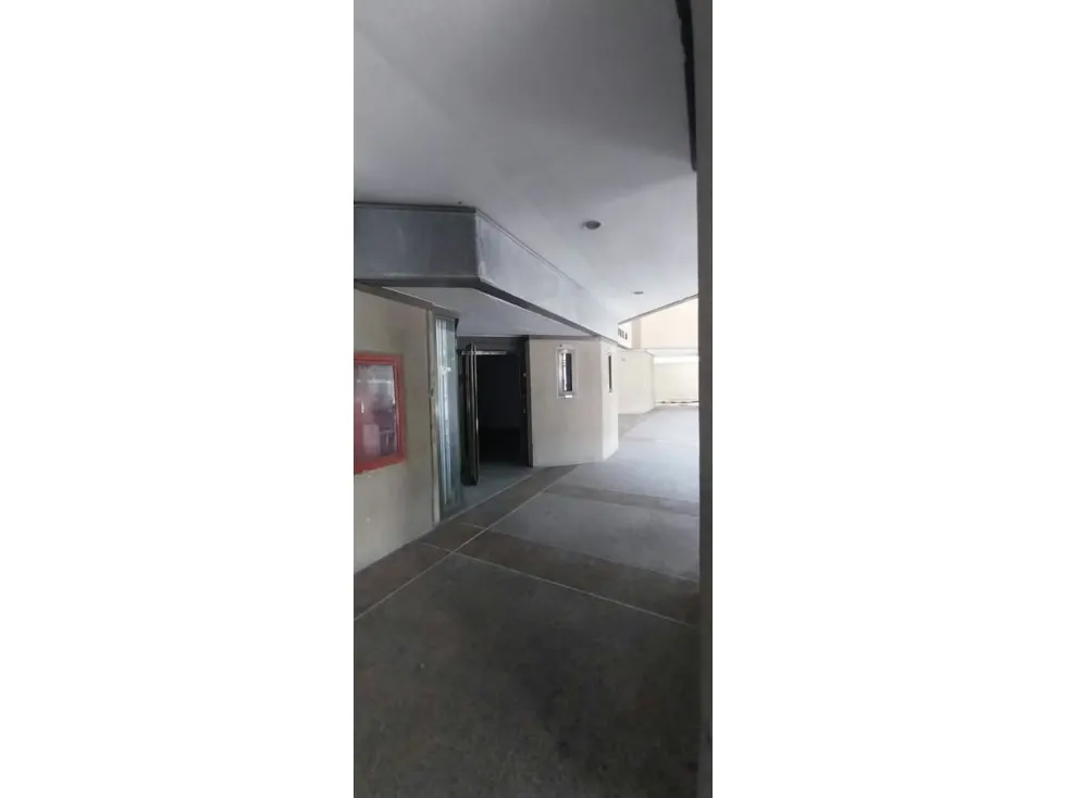 Alquilo local comercial a nivel calle 63+50m2 de terraza El Rosal 9509 - 4