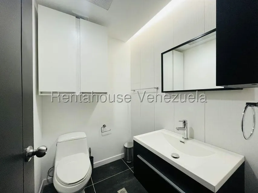 Consultorio Medico en Venta en Macaracuay, Distrito Metropolitano - 30