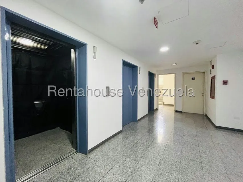 Consultorio Medico en Venta en Macaracuay, Distrito Metropolitano - 9