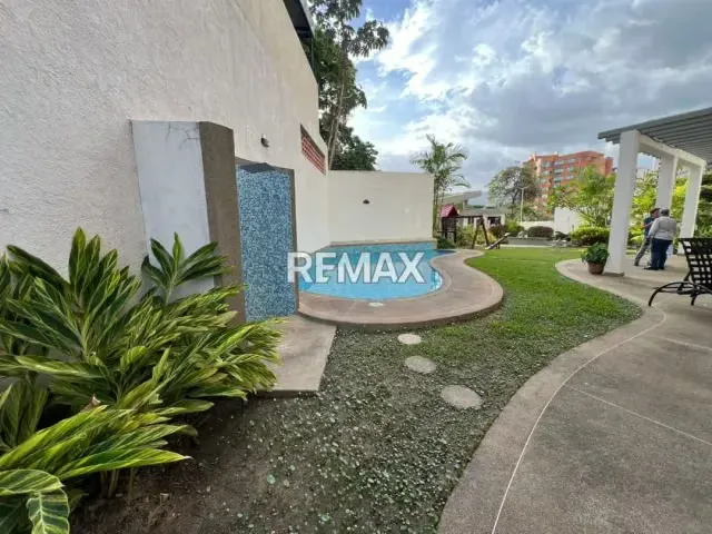 Venta de Apartamento urb los Mangos Res Alameda - 17