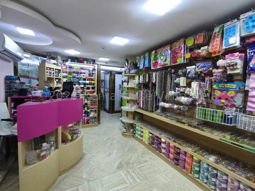 Local Comercial en Venta en Chuao, Distrito Metropolitano - 4