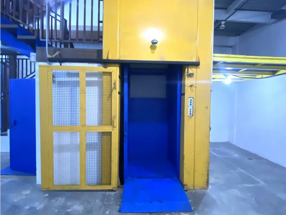 VENTA DE EDIFICIO COMERCIAL E INDUSTRIAL 839,50 M2 (RD) - 3
