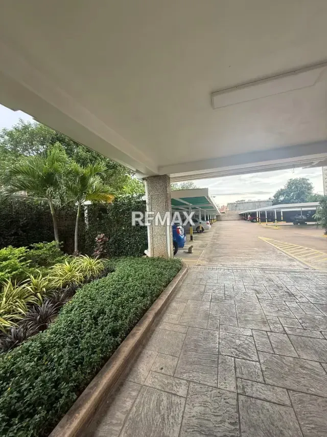 Apartamento en Venta Edificio Murano sector Don Bosco Maracaibo - 5