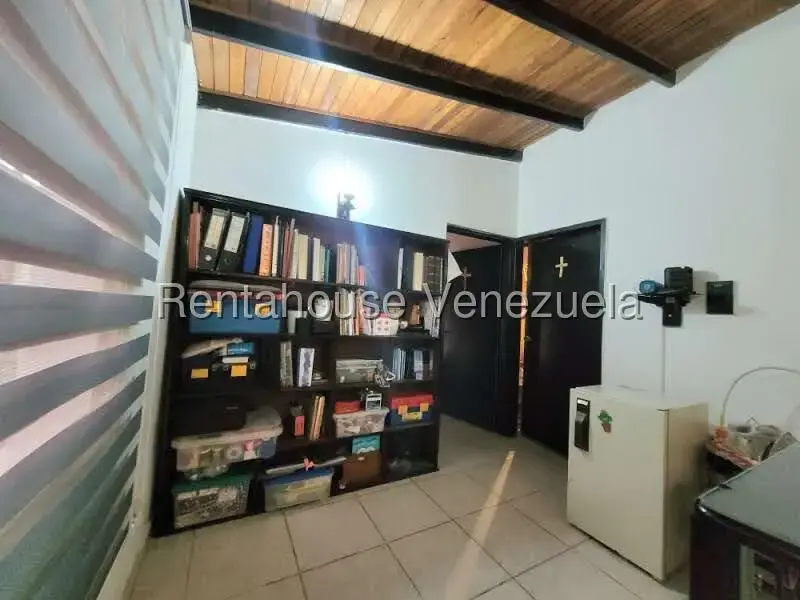 Casa (1 Nivel) en Venta en Prados del Golf, Lara - 17