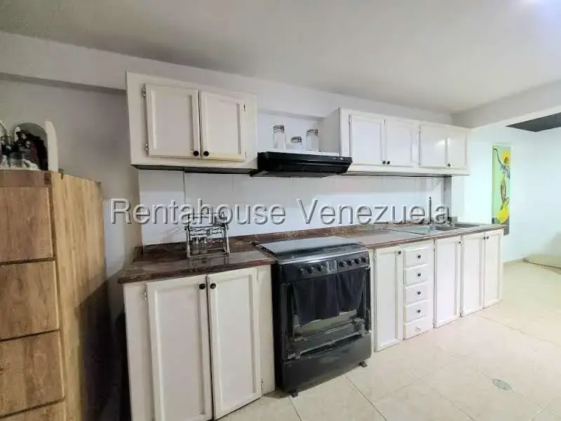 Casa (1 Nivel) en Venta en Prados del Golf, Lara - 9