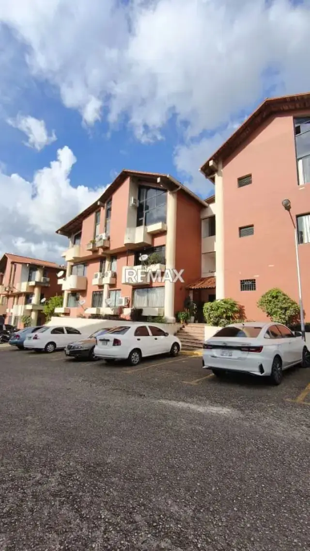 EN venta Apartamento AMOBLADO en conjunto Residencial Castellana Suite san Cristóbal estado Tachira