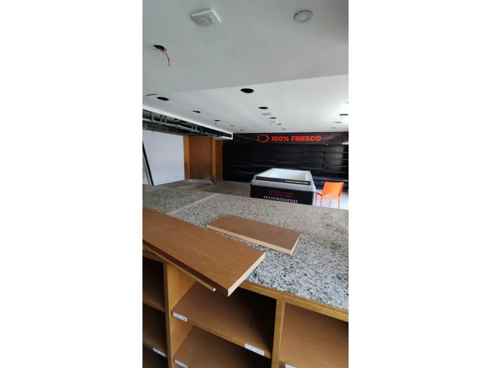 Local en alquiler 210m², Altamira - 6