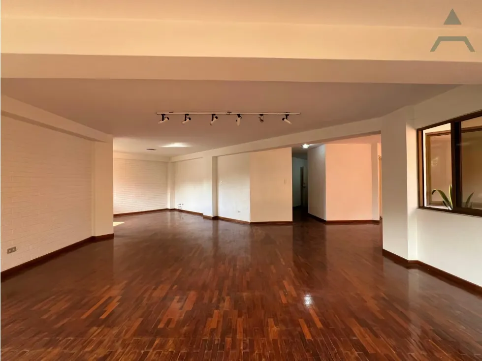 Se alquila Apto 209m² 3h+s/3.5b+s/3p La Castellana - 3