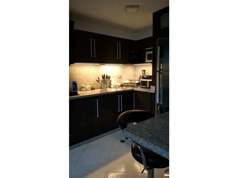 Venta Apartamento en Mañongo 100 M2 - 8