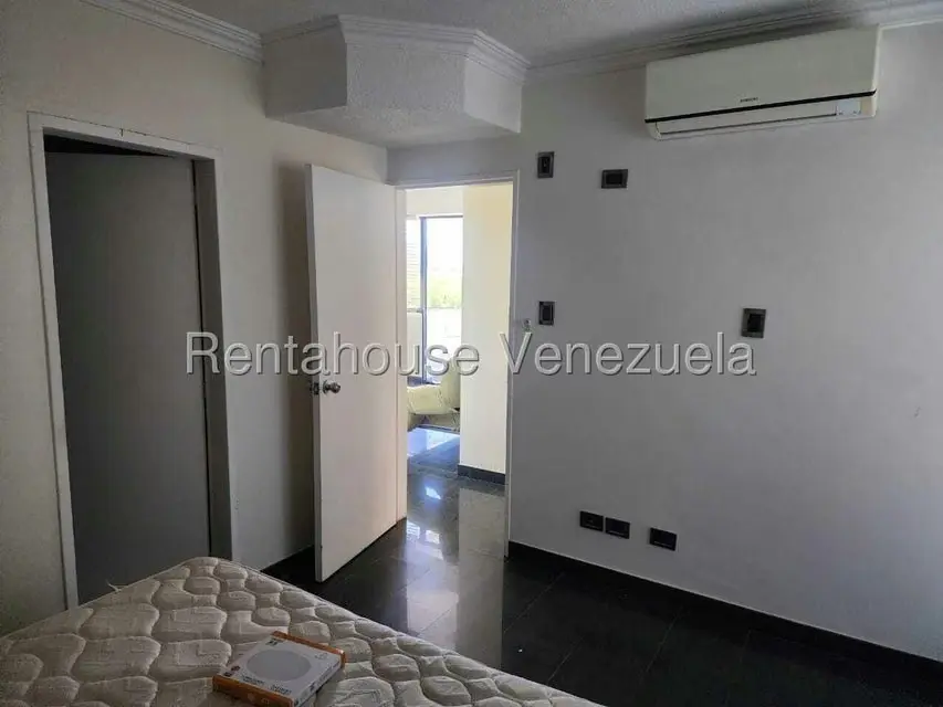 Apartamento (1 Nivel) en Venta en Puerto Encantado, Miranda - 11