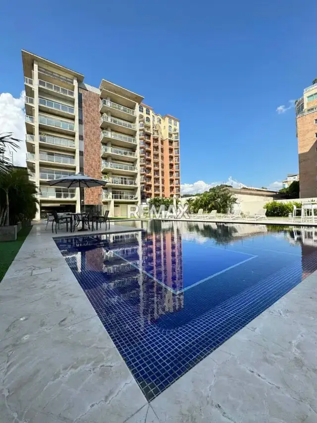 En Venta Penthouse en Obra Gris en La Arboleda: El Lienzo en Blanco para tu Próximo Hogar