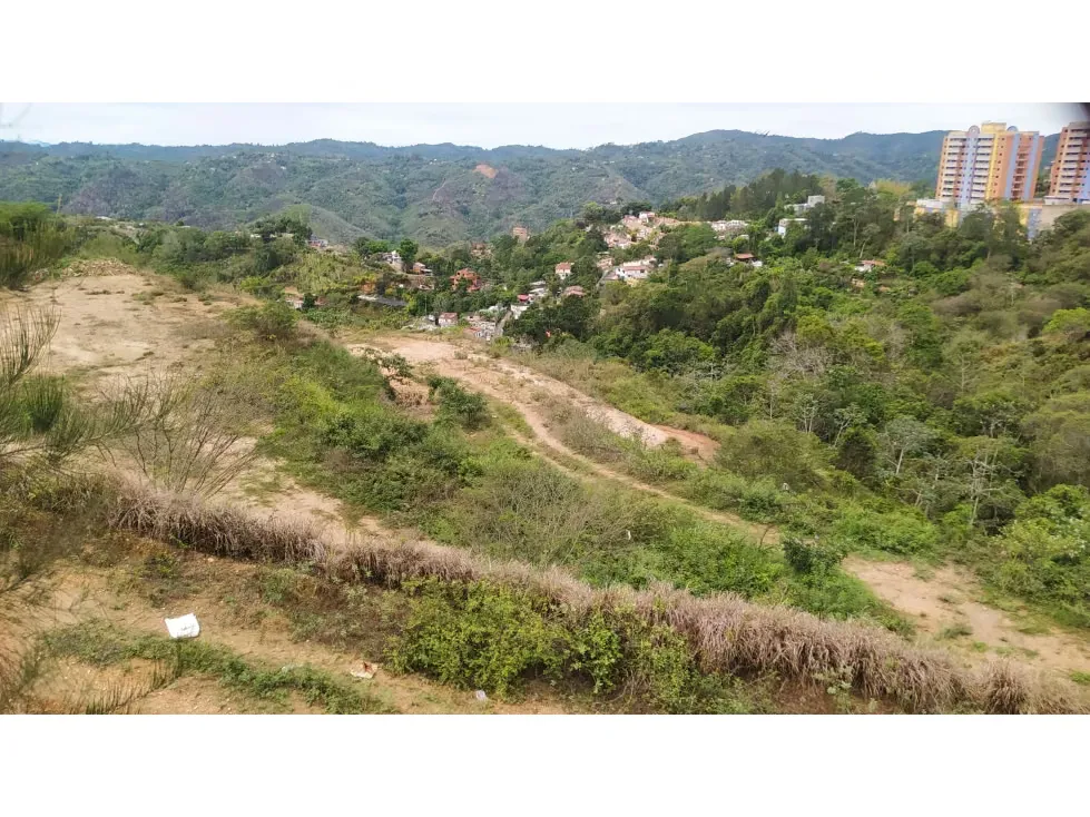 AMPLIO TERRENO EN VENTA EN LA UNIÓN-EL HATILLO 30.000mts - 12