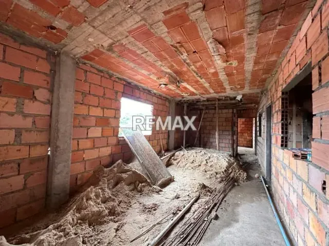 SE VENDE Tercer Nivel apartamento Ubicación: Carrera 2 de Táriba - 2