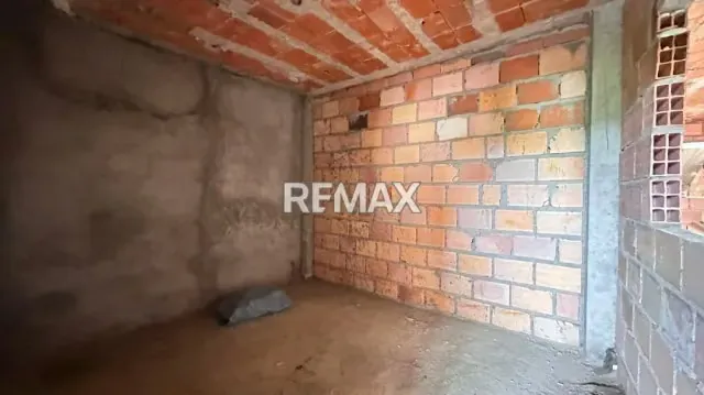 SE VENDE Tercer Nivel apartamento Ubicación: Carrera 2 de Táriba - 5