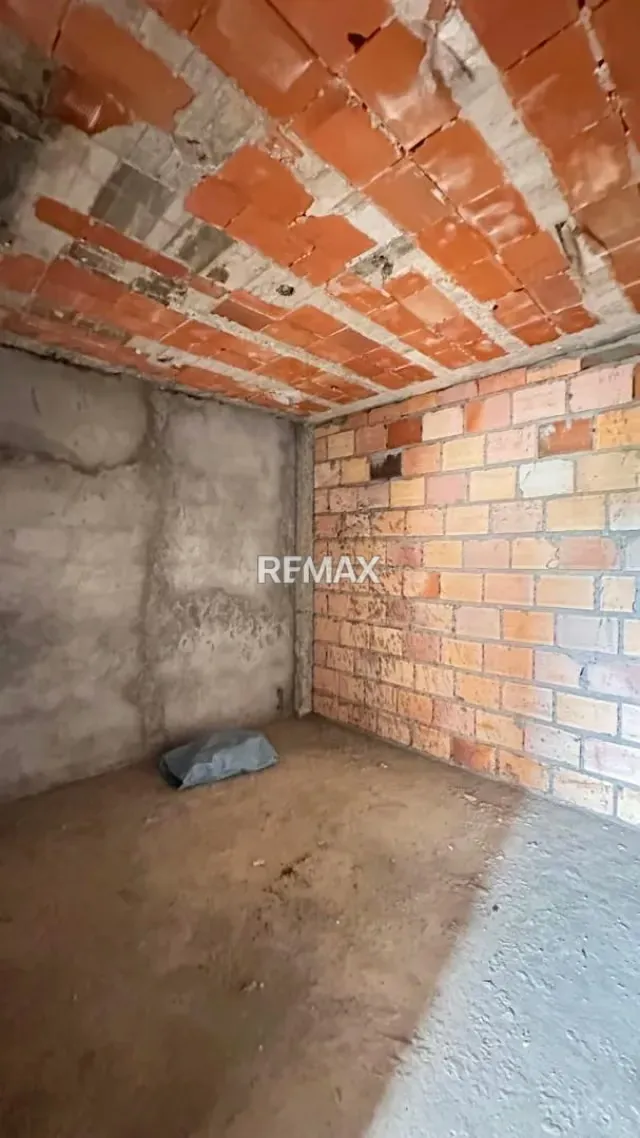 SE VENDE Tercer Nivel apartamento Ubicación: Carrera 2 de Táriba - 6